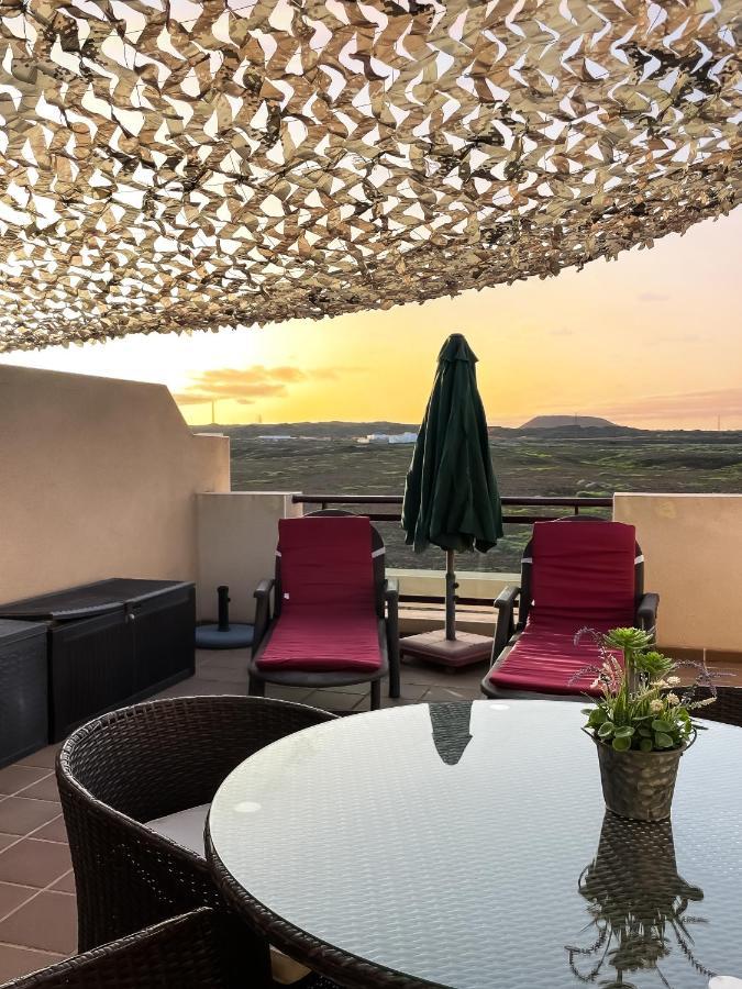 Sunset Corralejo Con Solarium Privado Коральео Экстерьер фото